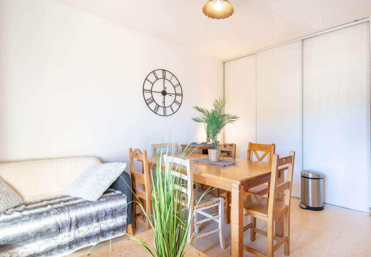 Apartment in Saint-Sorlin-d´Arves - Bright apt 4/6 ppl, balcony, mountains view