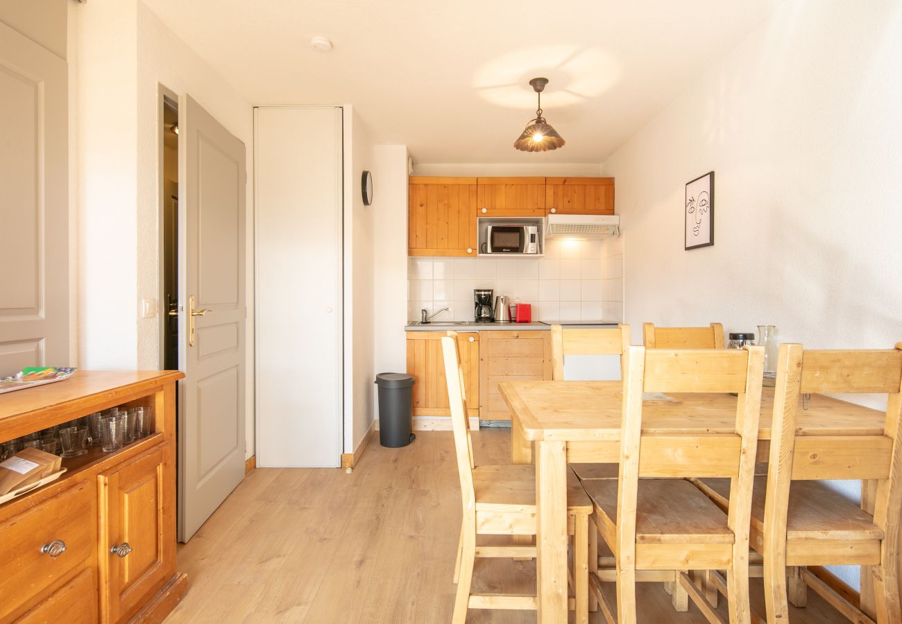 Studio in Saint-Sorlin-d´Arves - Bright studio 5 ppl, balcony, near ski station
