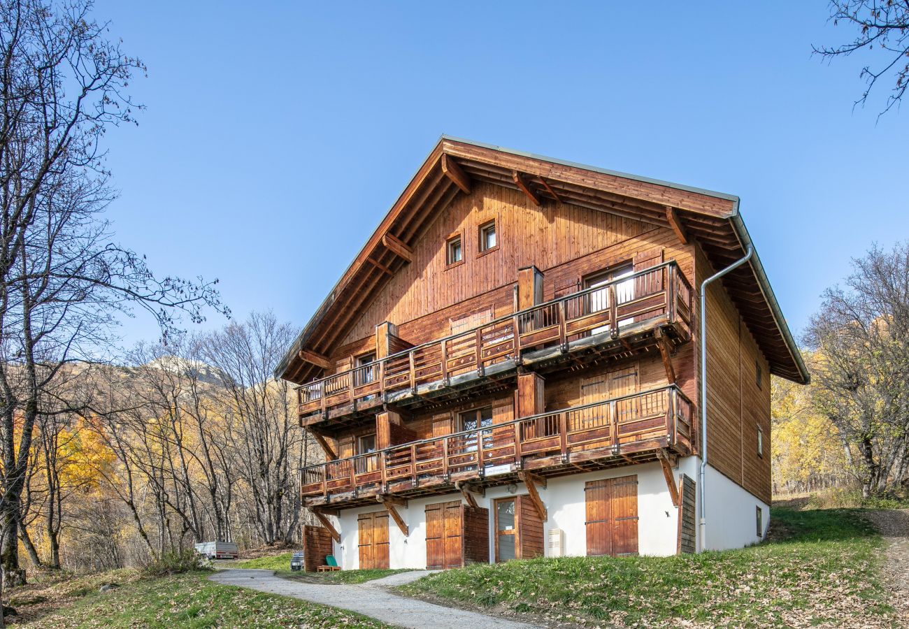 Studio in Saint-Sorlin-d´Arves - Bright studio 5 ppl, balcony, near ski station