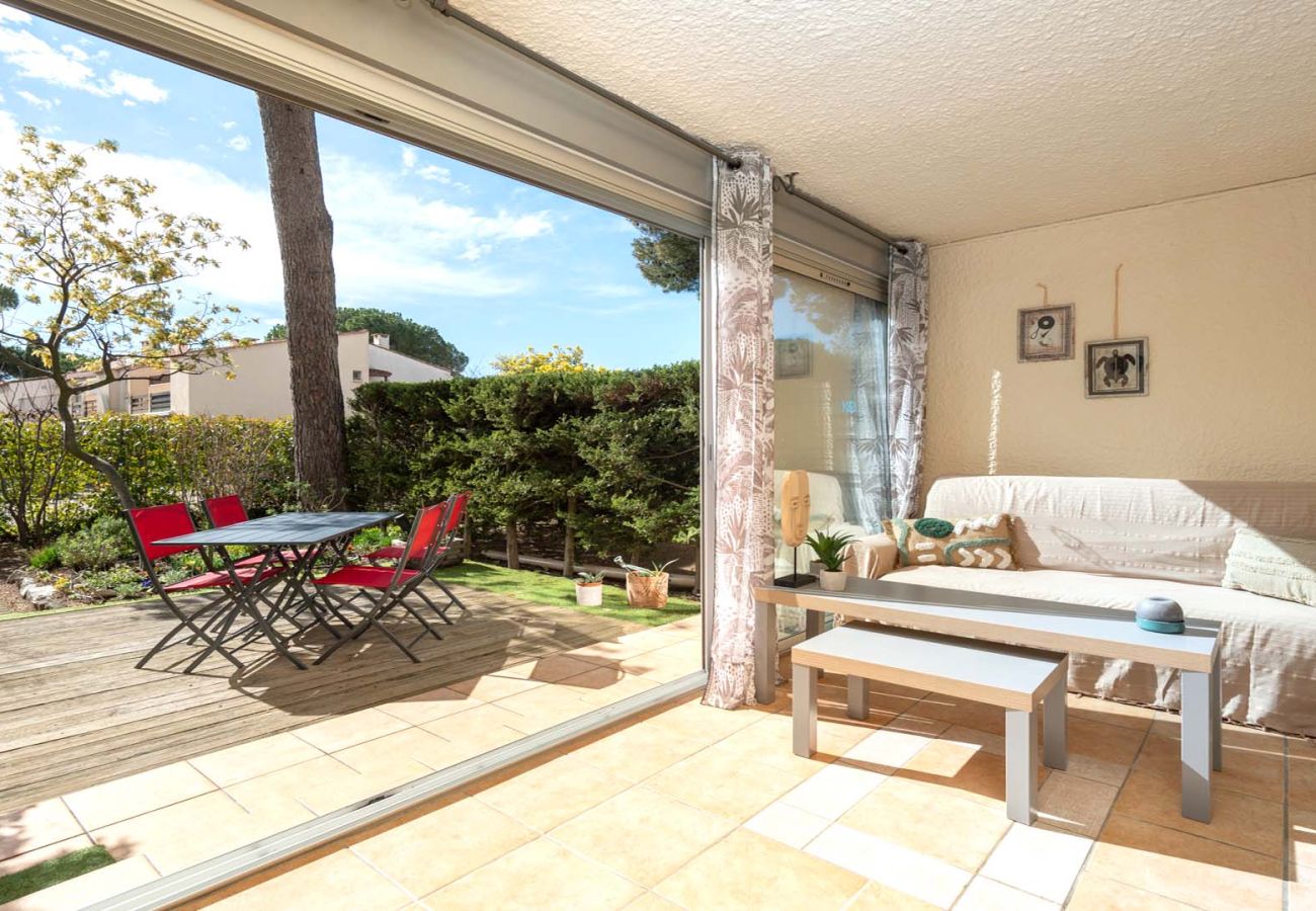 Apartment in Agde - Appartement with terrace, wifi, parking
