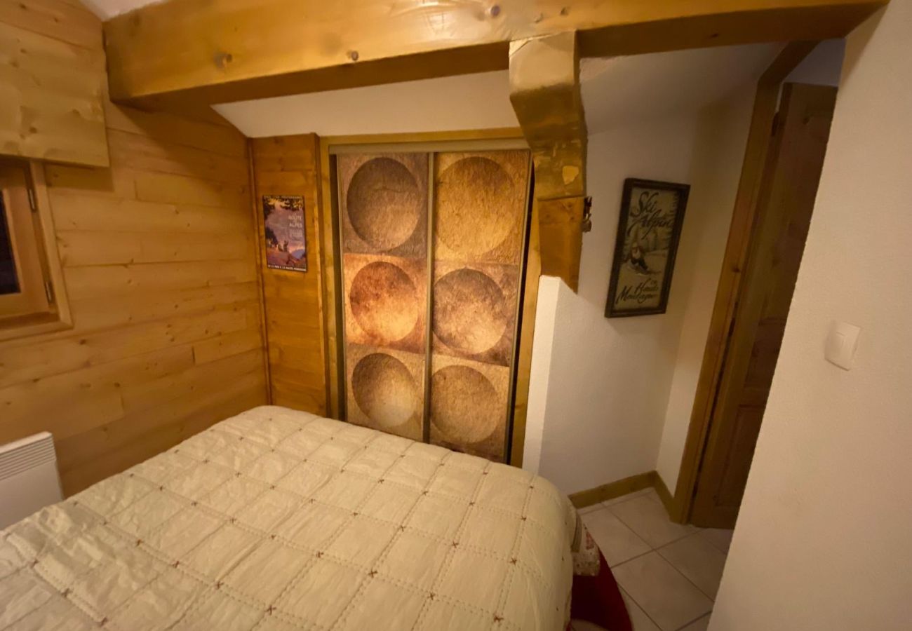 Apartment in Les Deux Alpes - Apt 6 ppl with balcony, near the ski station