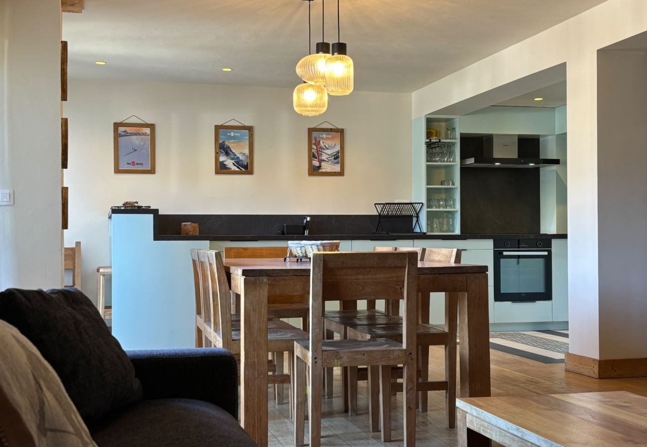 Apartment in Les Deux Alpes - Spacious apt 10 pers, terrace, ski station
