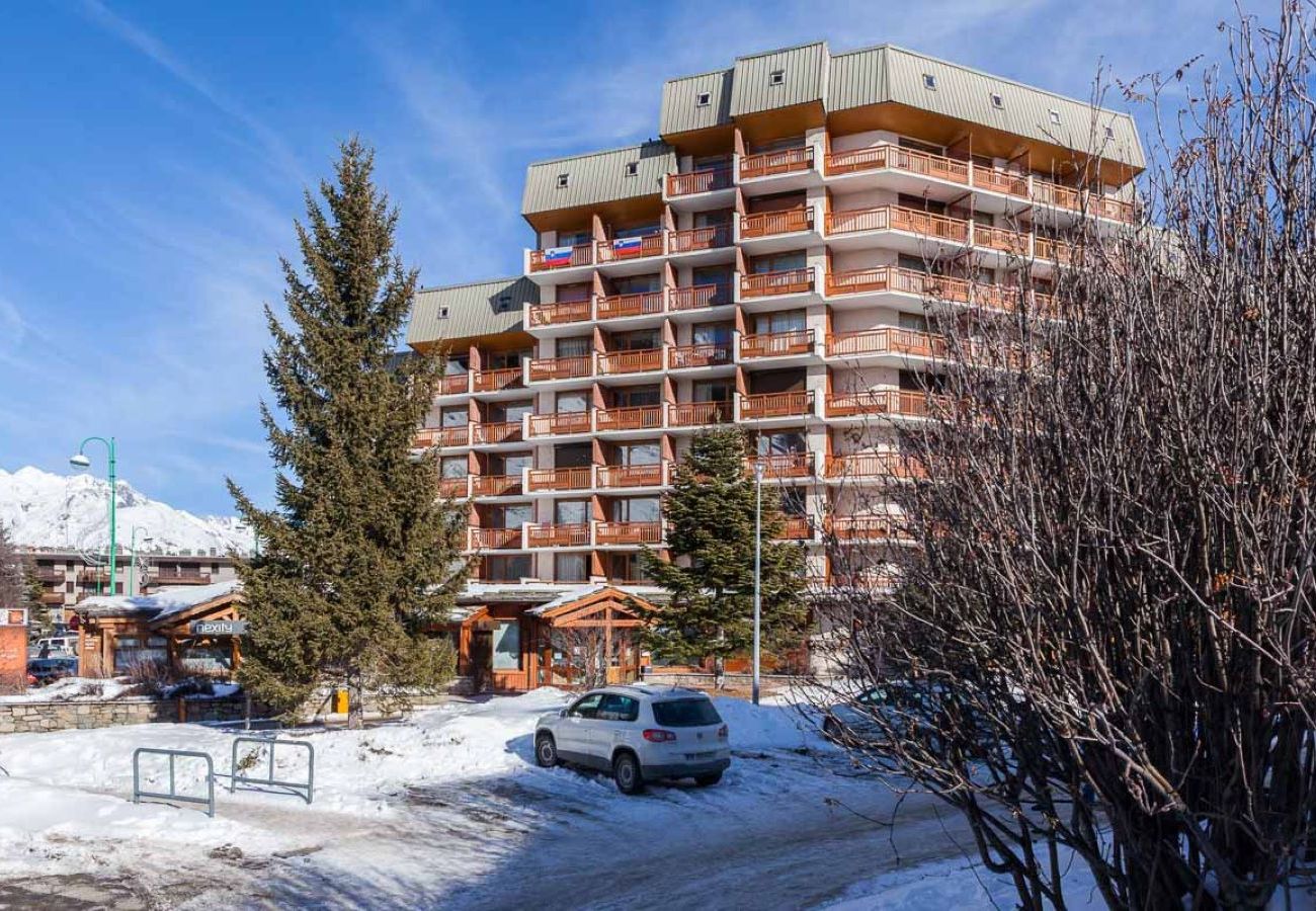 Apartment in Les Deux Alpes - Apt 4/6 ppl, balcony, near the ski station