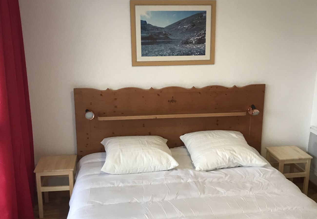 Apartment in Chamrousse - Apt 4/6 ppl, balcony, near the ski runs