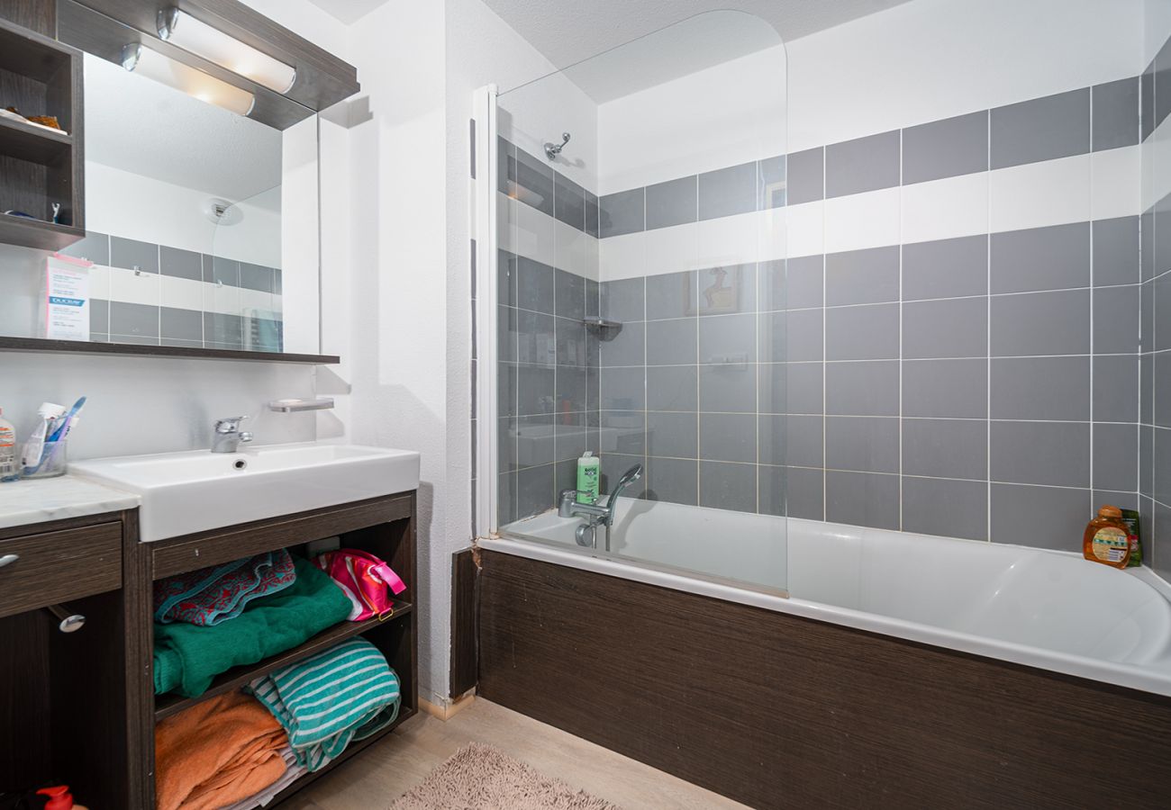 Apartment in Allos - Renovated apartment with a pool, just a stone's throw from the slopes
