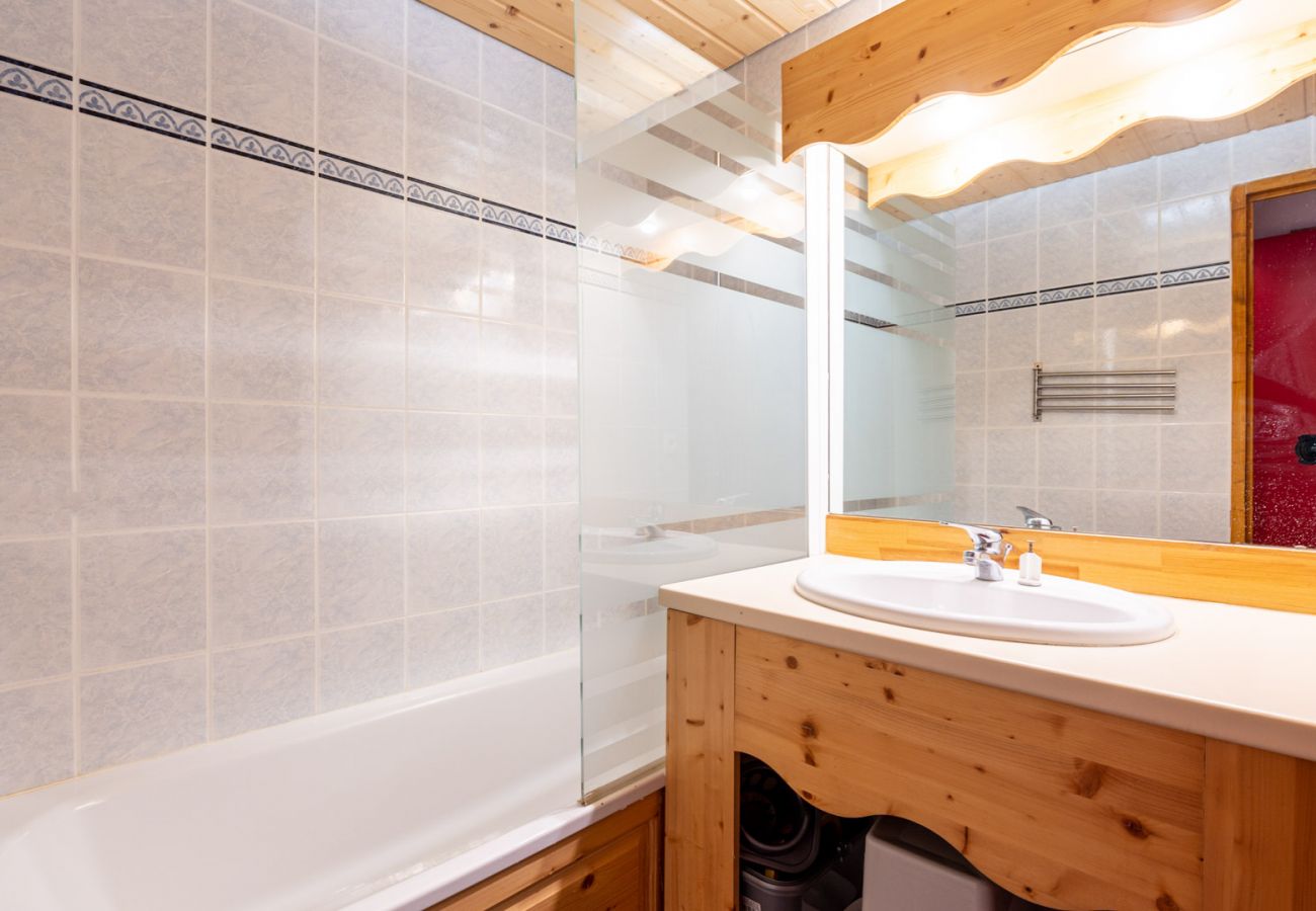 Apartment in Modane - Apt 6 ppl, balcony, near the ski runs