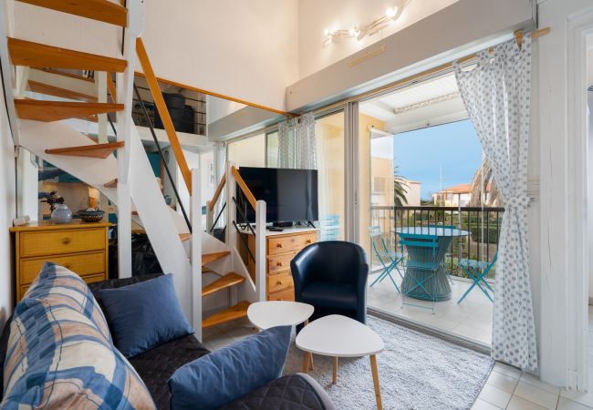 Apartment in Agde - Duplex 6 ppl, balcony with sea view