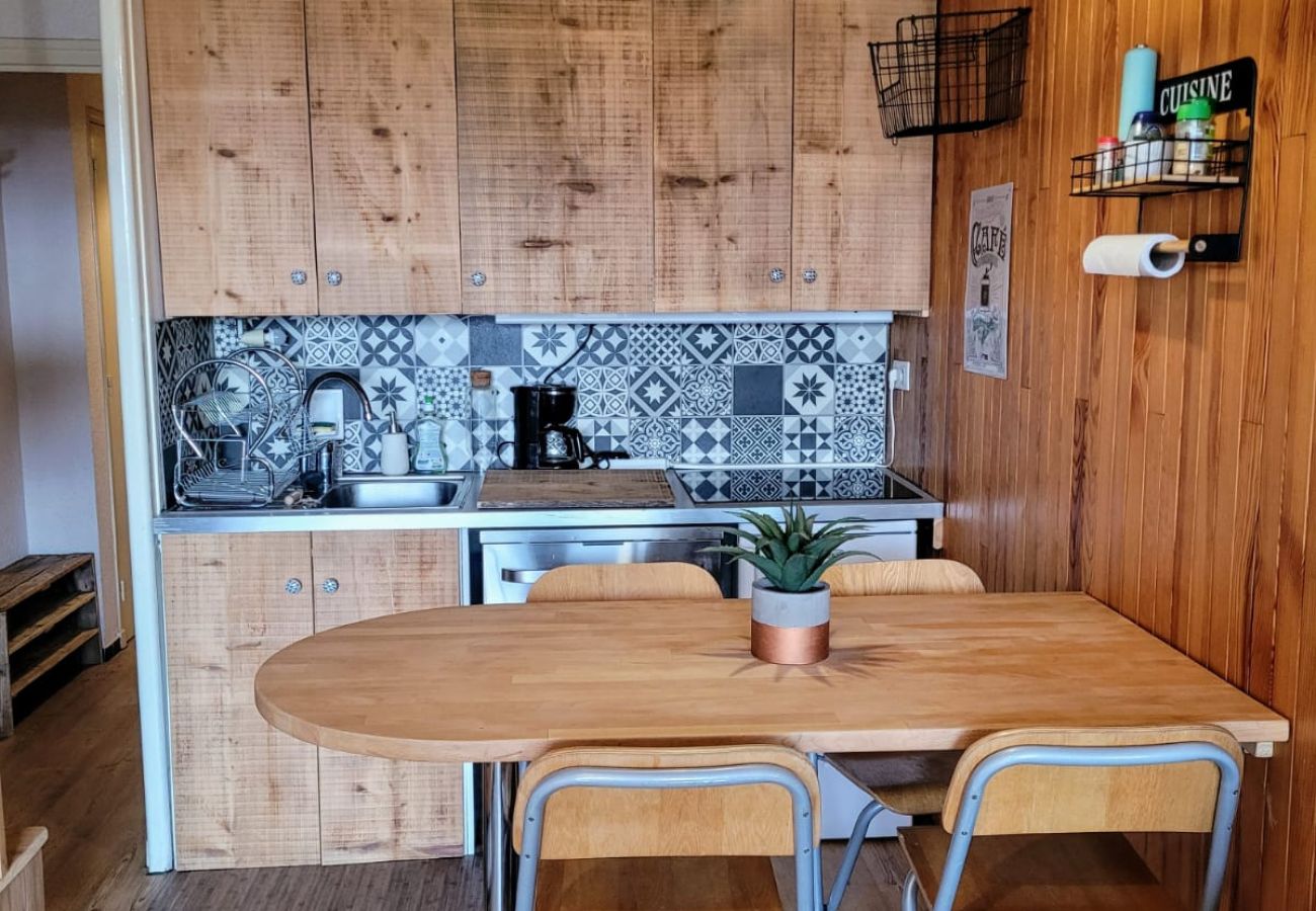 Studio in Chamrousse - Charming 4 pers studio near the slopes
