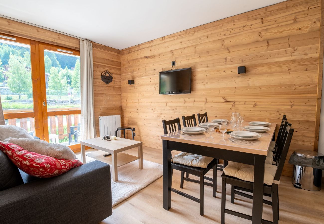 Apartment in Modane - superb 6 person apt at the foot of the pistes