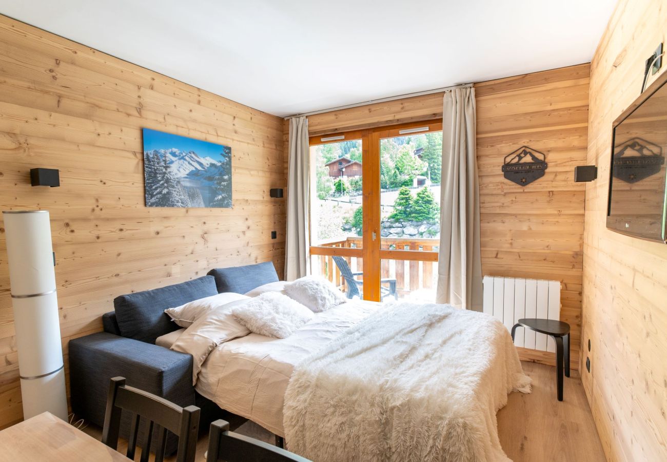 Apartment in Modane - superb 6 person apt at the foot of the pistes