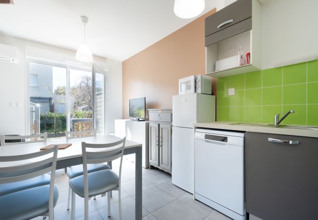 Villa in Sérignan - Bright villa 6 ppl, garden, close to the sea