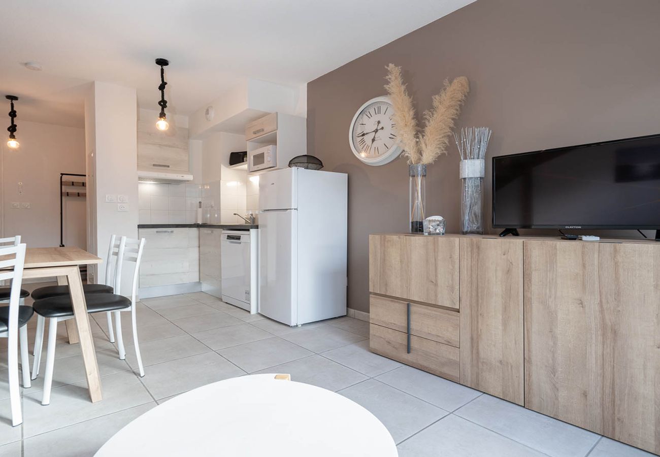 Villa in Sérignan - Villa duplex 6 pers with garden and air conditioning