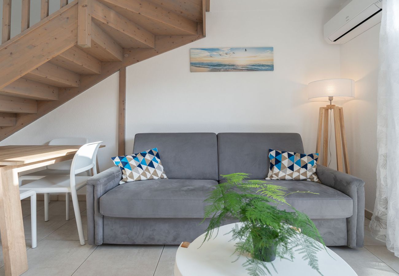 Villa in Sérignan - Air-conditioned villa for 6 pers with garden and swimming pool
