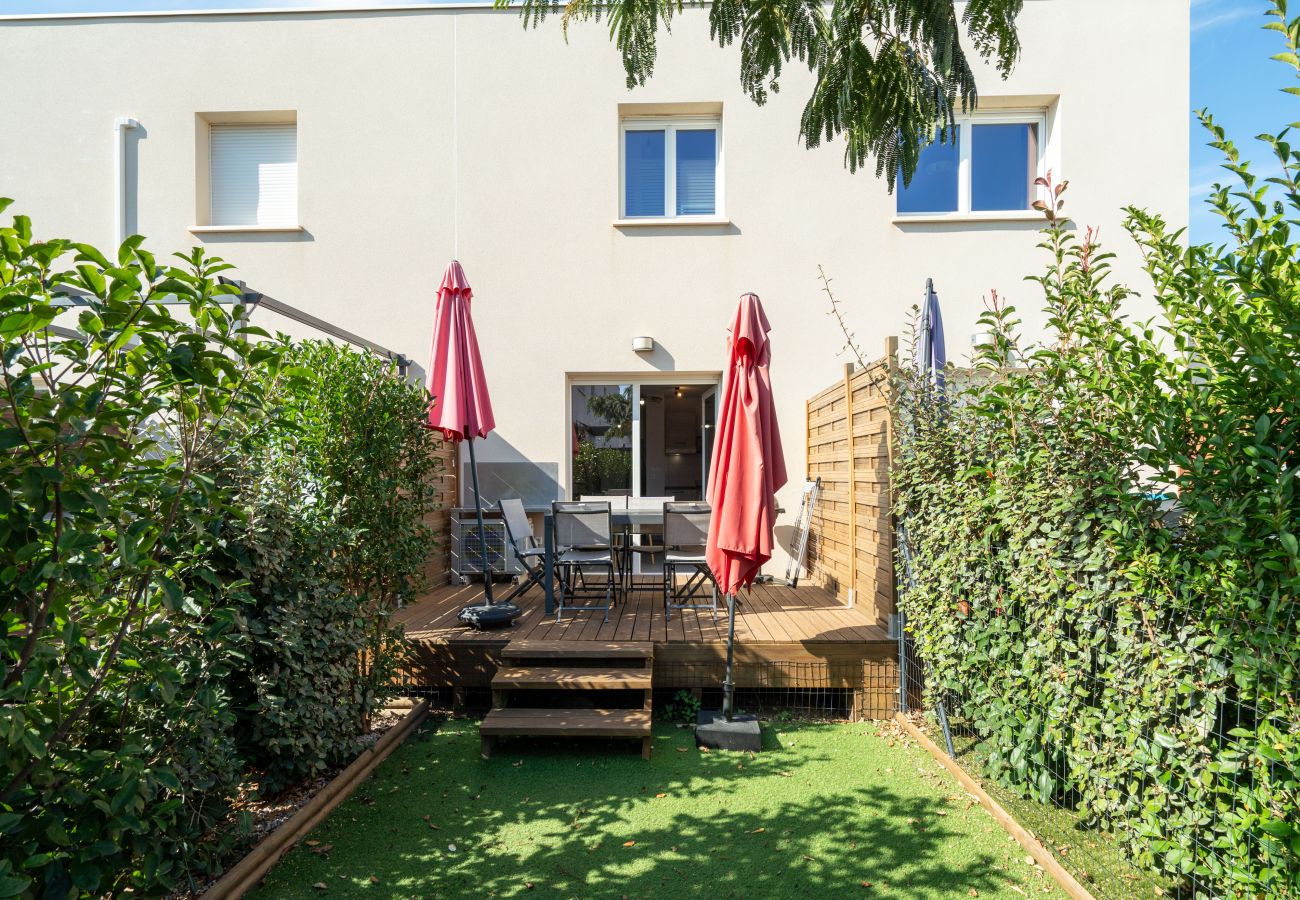 Villa in Sérignan - Bright villa 6 ppl, garden, close to the sea