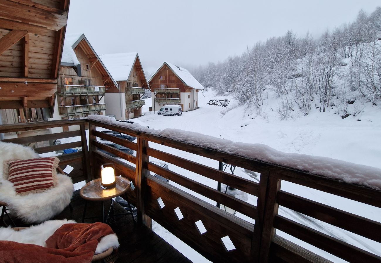 Apartment in Saint-Sorlin-d´Arves - Beautiful, well-equipped apartment for 8 people