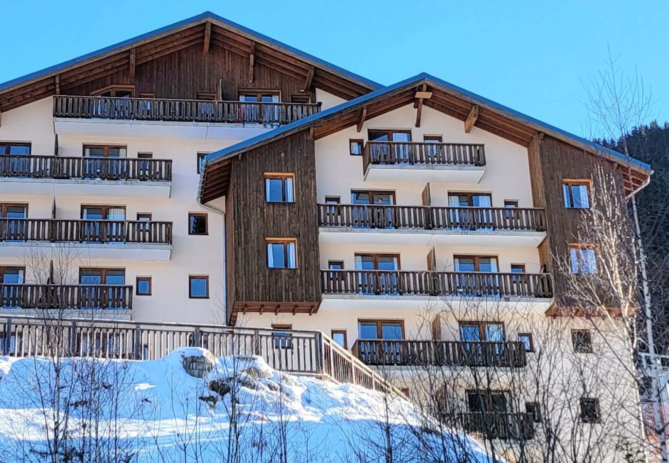 Apartment in Modane - Large apt for 4 pers ski-in ski-out