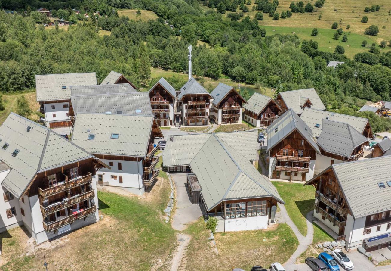 Apartment in Saint-Sorlin-d´Arves - Nice Appt for 6 people with mountain view