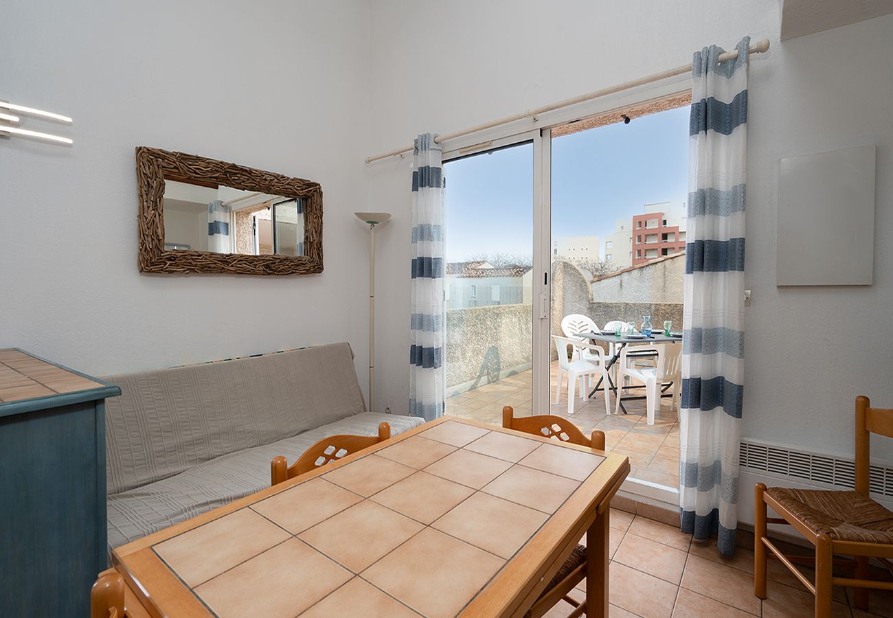 Apartment in Agde - Bright apartment for 6 people, close to the sea