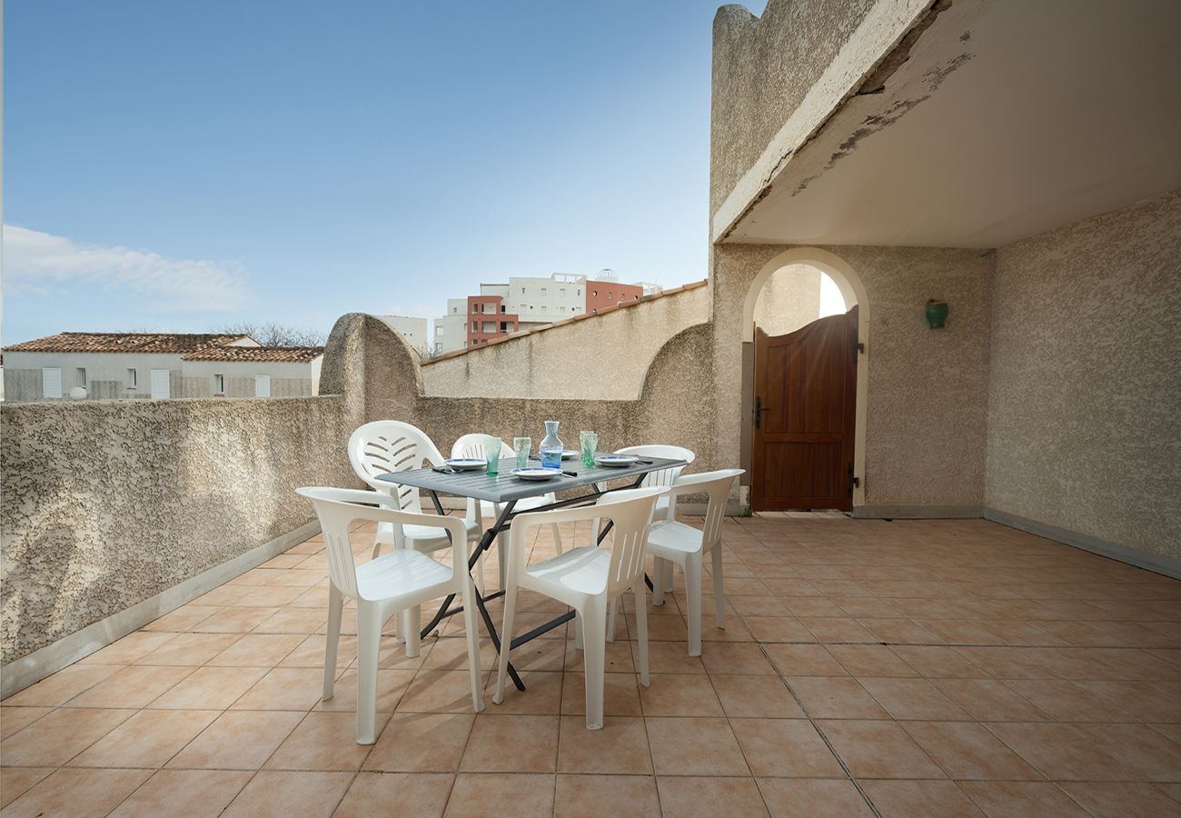 Apartment in Agde - Bright apartment for 6 people, close to the sea