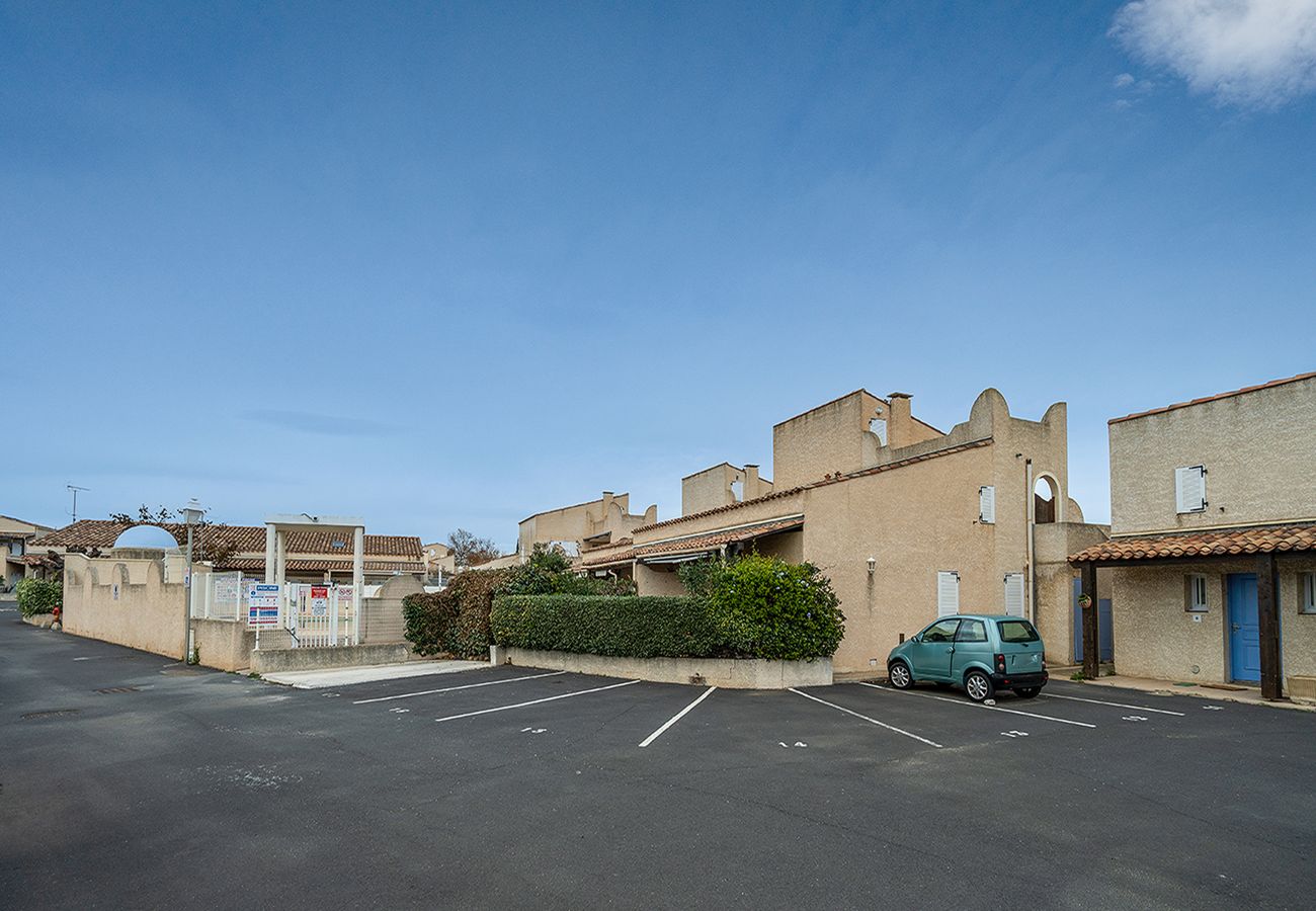 Apartment in Agde - Bright apartment for 6 people, close to the sea