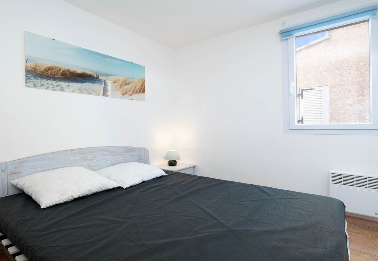 Apartment in Agde - Bright apartment for 6 people, close to the sea