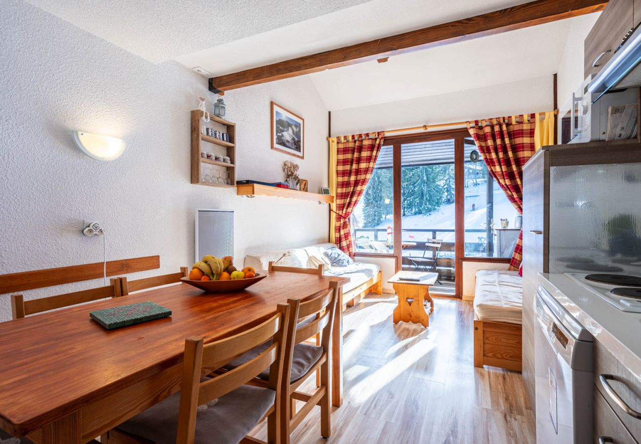 Apartment in Morillon - 6 pers mezzanine studio at near the slops