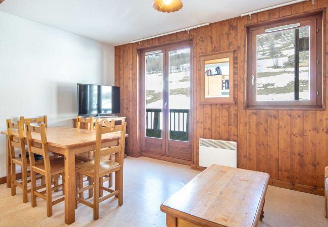 Apartment in Saint-Sorlin-d´Arves - Very bright duplex for 6 people