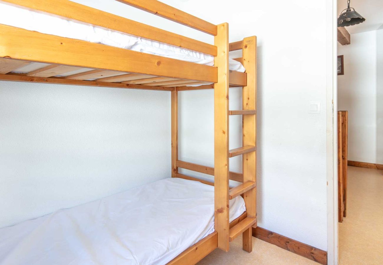 Apartment in Saint-Sorlin-d´Arves - Very bright duplex for 6 people