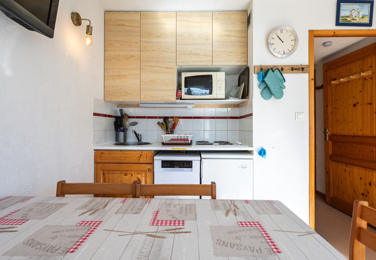 Apartment in Morillon - Nice STUDIO for 5 pers near the slopes