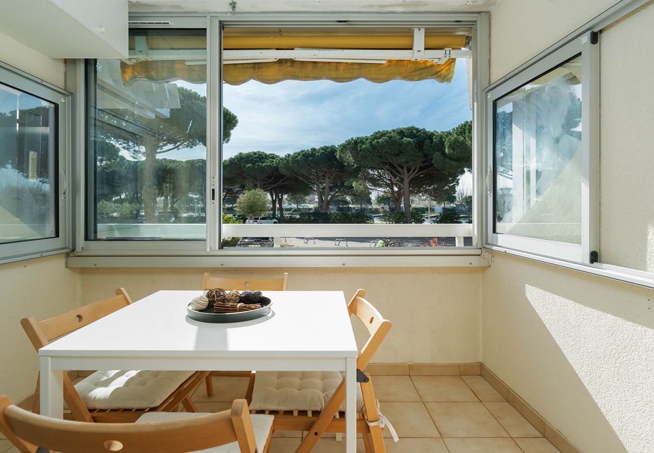 Studio in Le Grau-du-Roi - Nice Studio for 4 pers