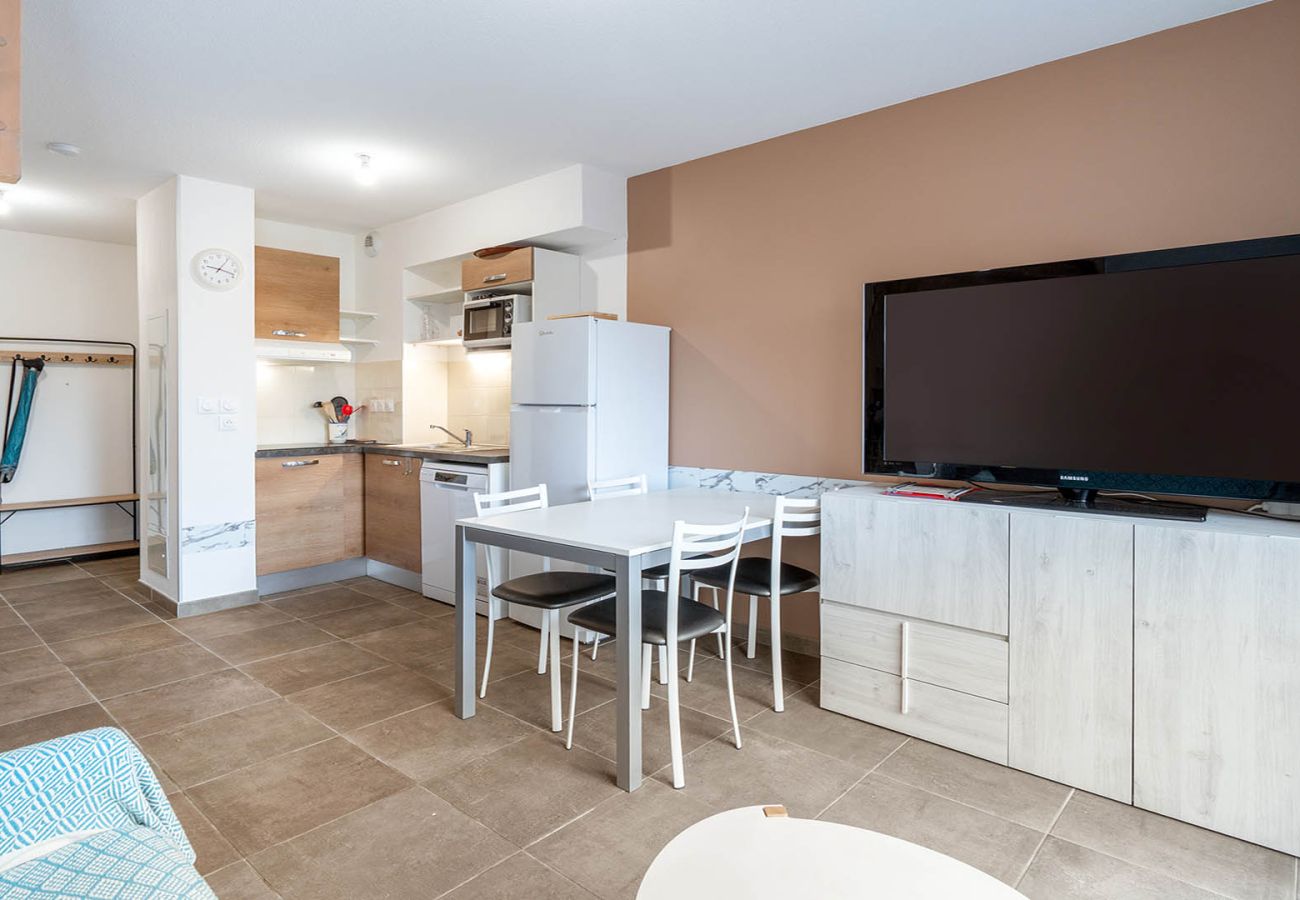 Villa in Sérignan - Air-conditioned Villa, garden, 450m from the beach