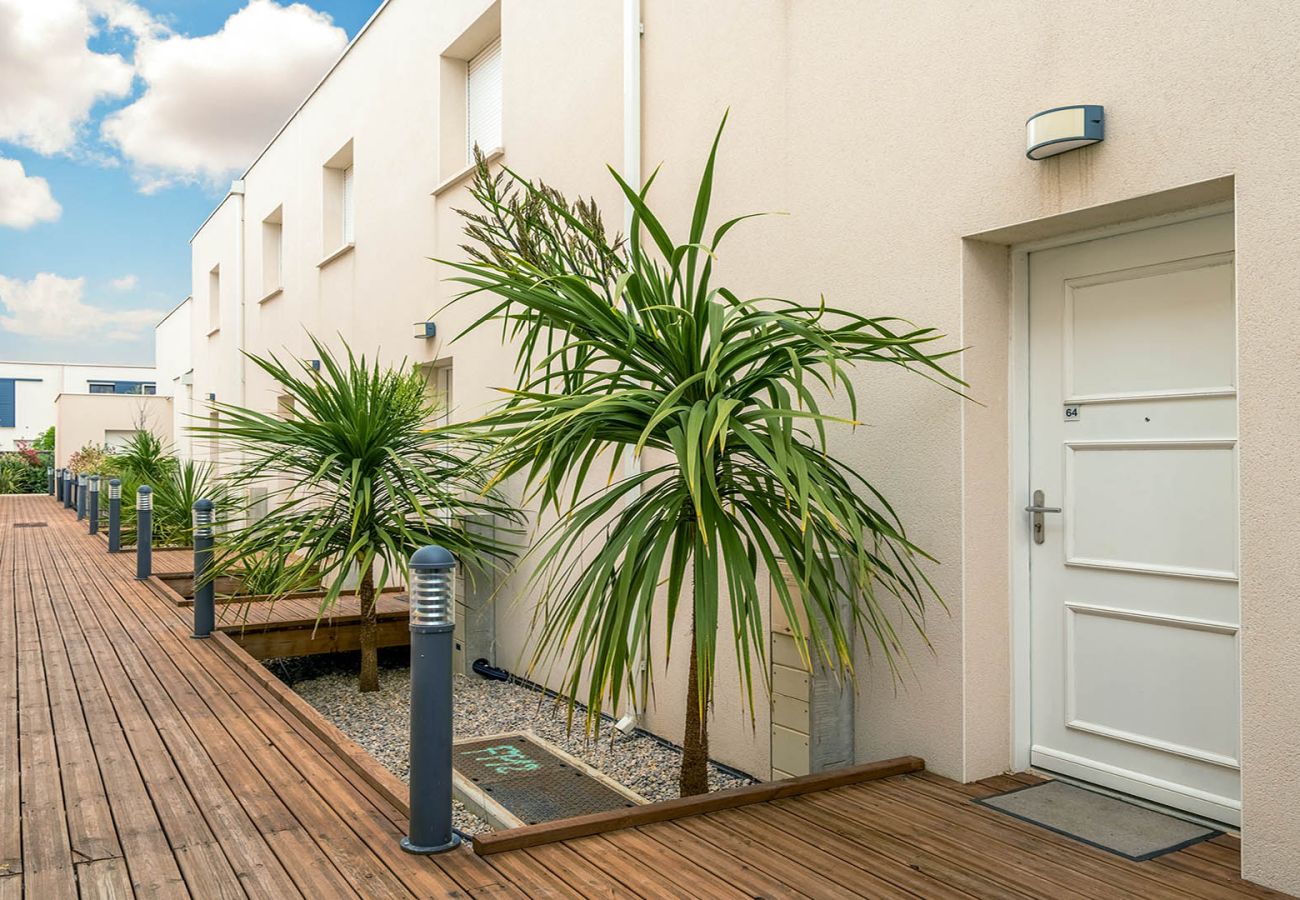 Villa in Sérignan - Air-conditioned Villa, garden, 450m from the beach