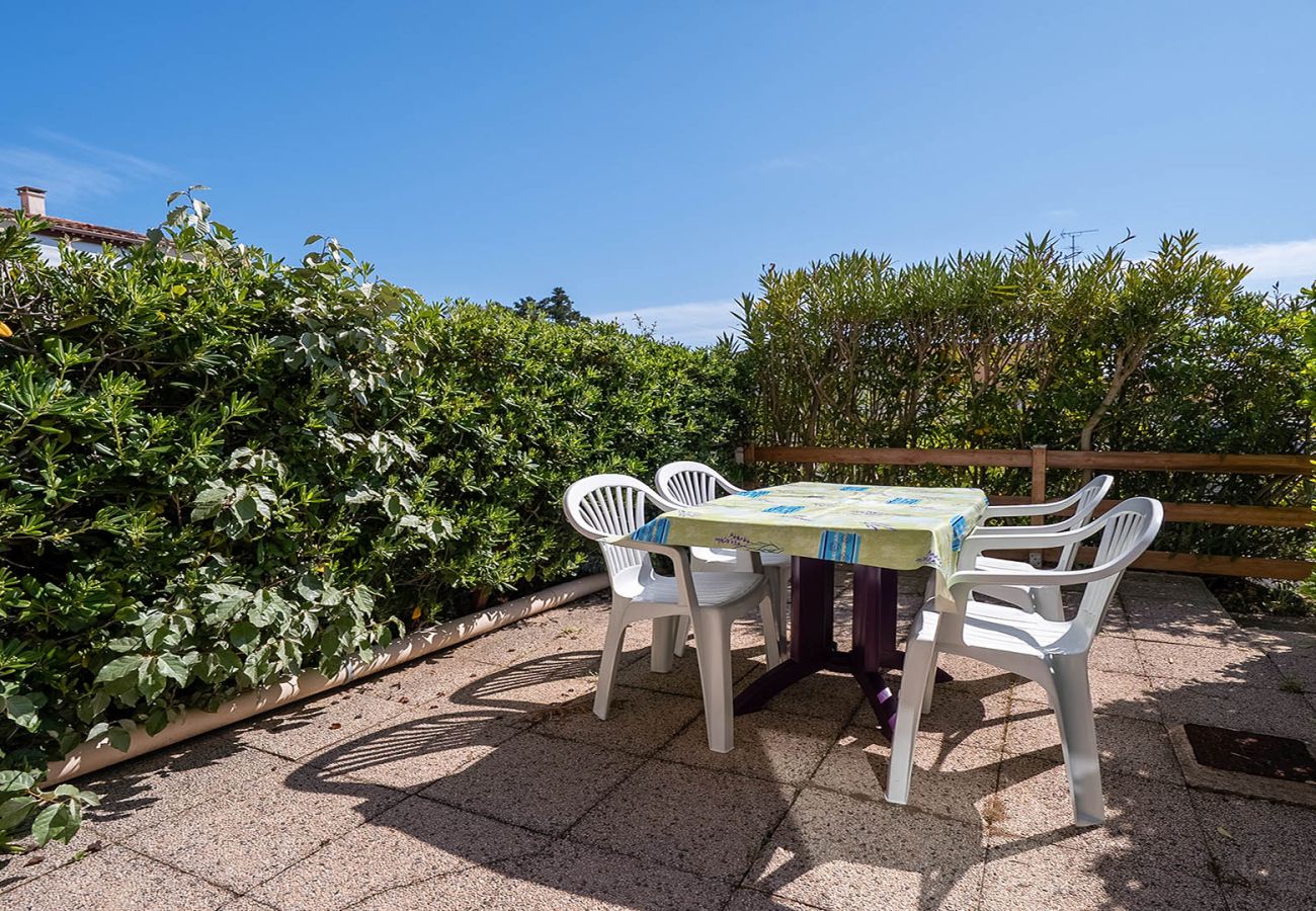 Studio in Agde - Nice Apt for 4 pers with garden