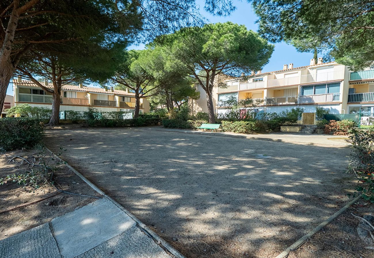 Studio in Agde - Nice Apt for 4 pers with garden