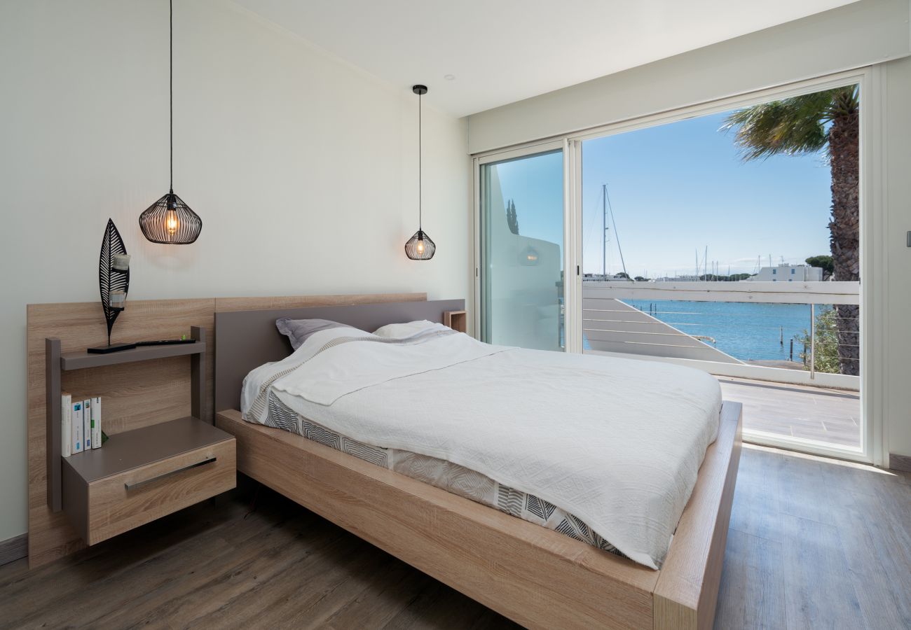 Villa in Le Grau-du-Roi - Air-conditioned south-facing villa for 8 people in the heart of La Marina