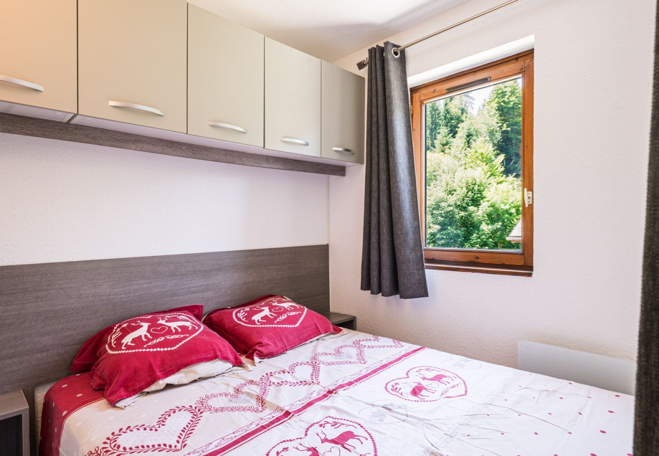 Apartment in Morillon - Nice Apt near the slopes for 4 pers