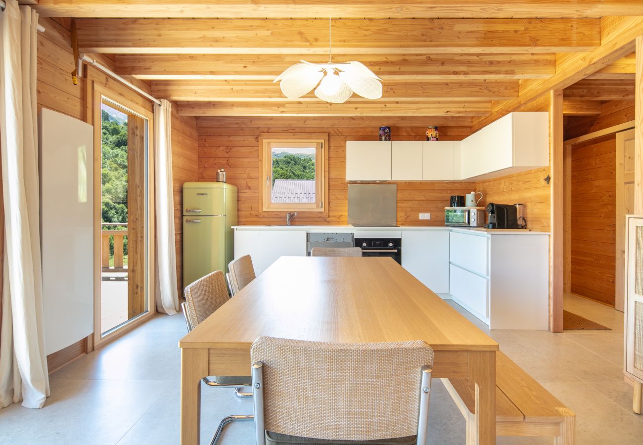 Chalet in Saint-Jean-d´Arves - Family chalet, panoramic view, terrace