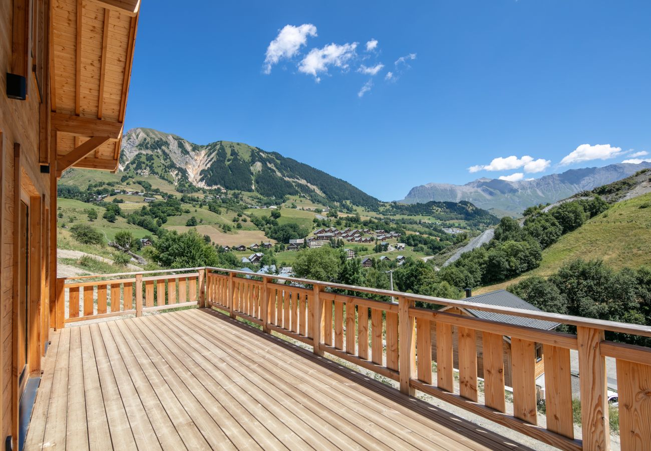 Chalet in Saint-Jean-d´Arves - Family chalet, panoramic view, terrace