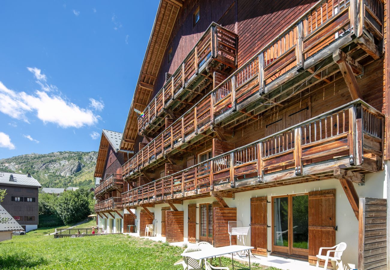 Apartment in Saint-Sorlin-d´Arves - Nice ground floor apt for 5 people