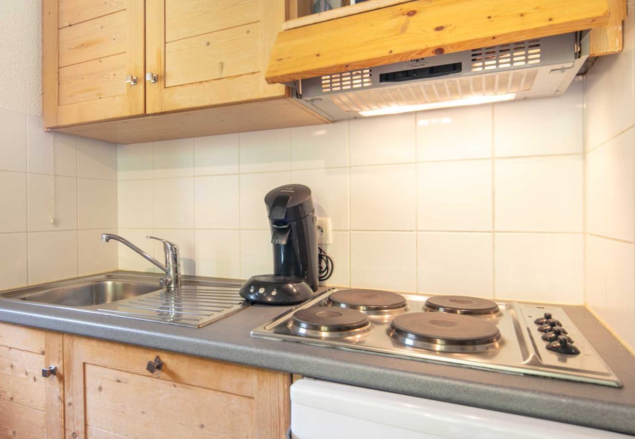Apartment in Saint-Sorlin-d´Arves - Nice Apt for 6 pers near the slopes with pool