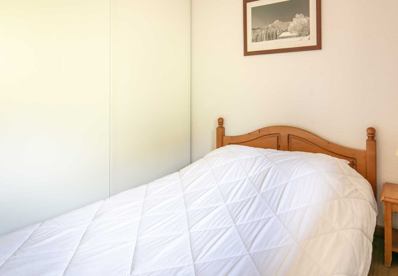 Apartment in Saint-Sorlin-d´Arves - Nice Apt for 6 pers near the slopes with pool