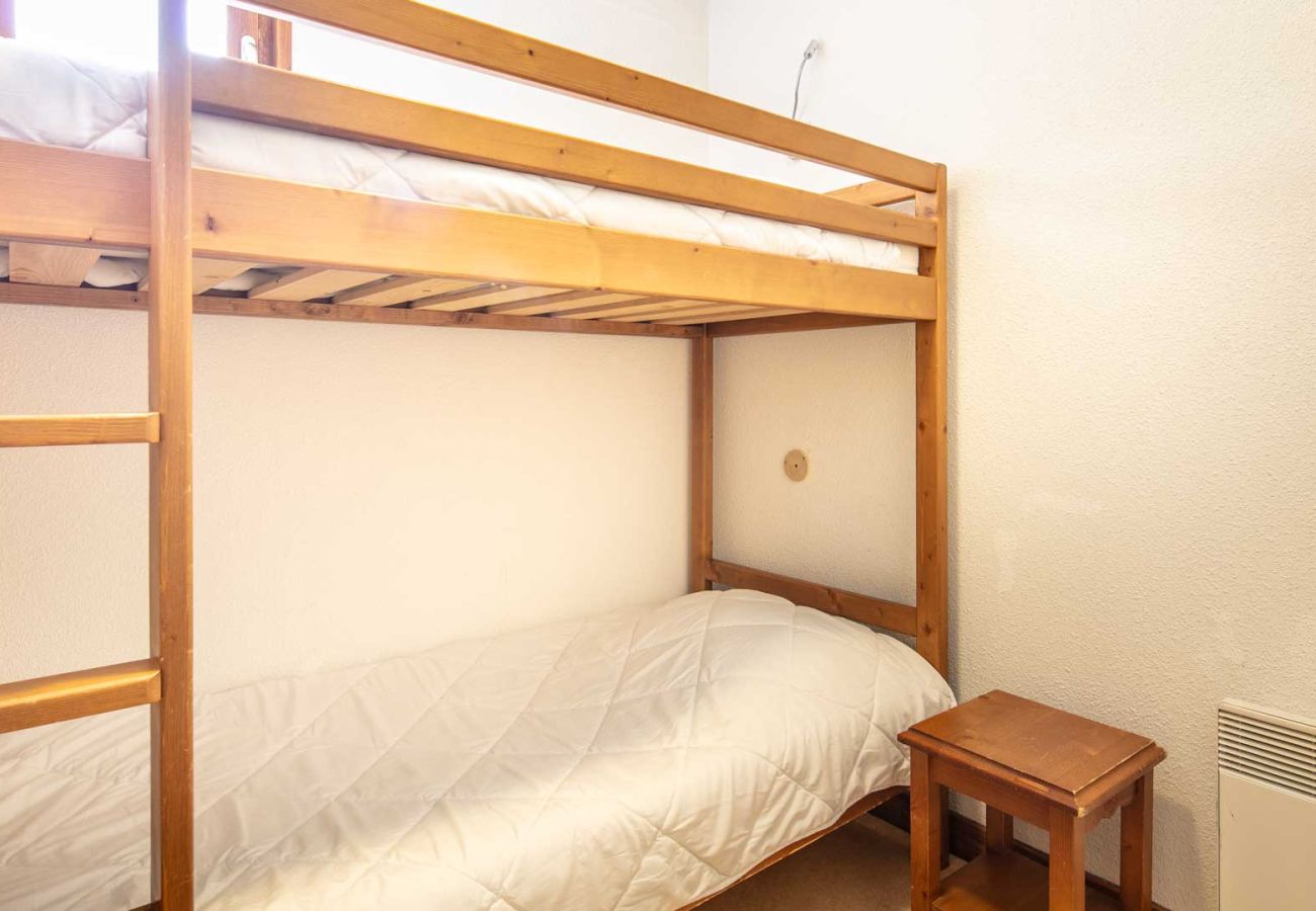 Apartment in Saint-Sorlin-d´Arves - Nice Apt for 6 pers near the slopes with pool