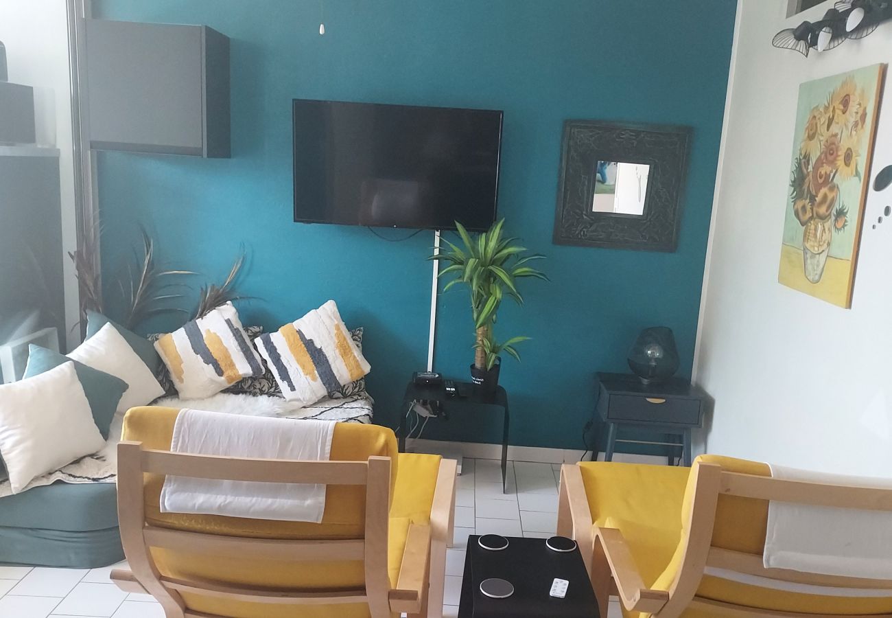 Apartment in Le Grau-du-Roi - Nice Apt with pool near the sea