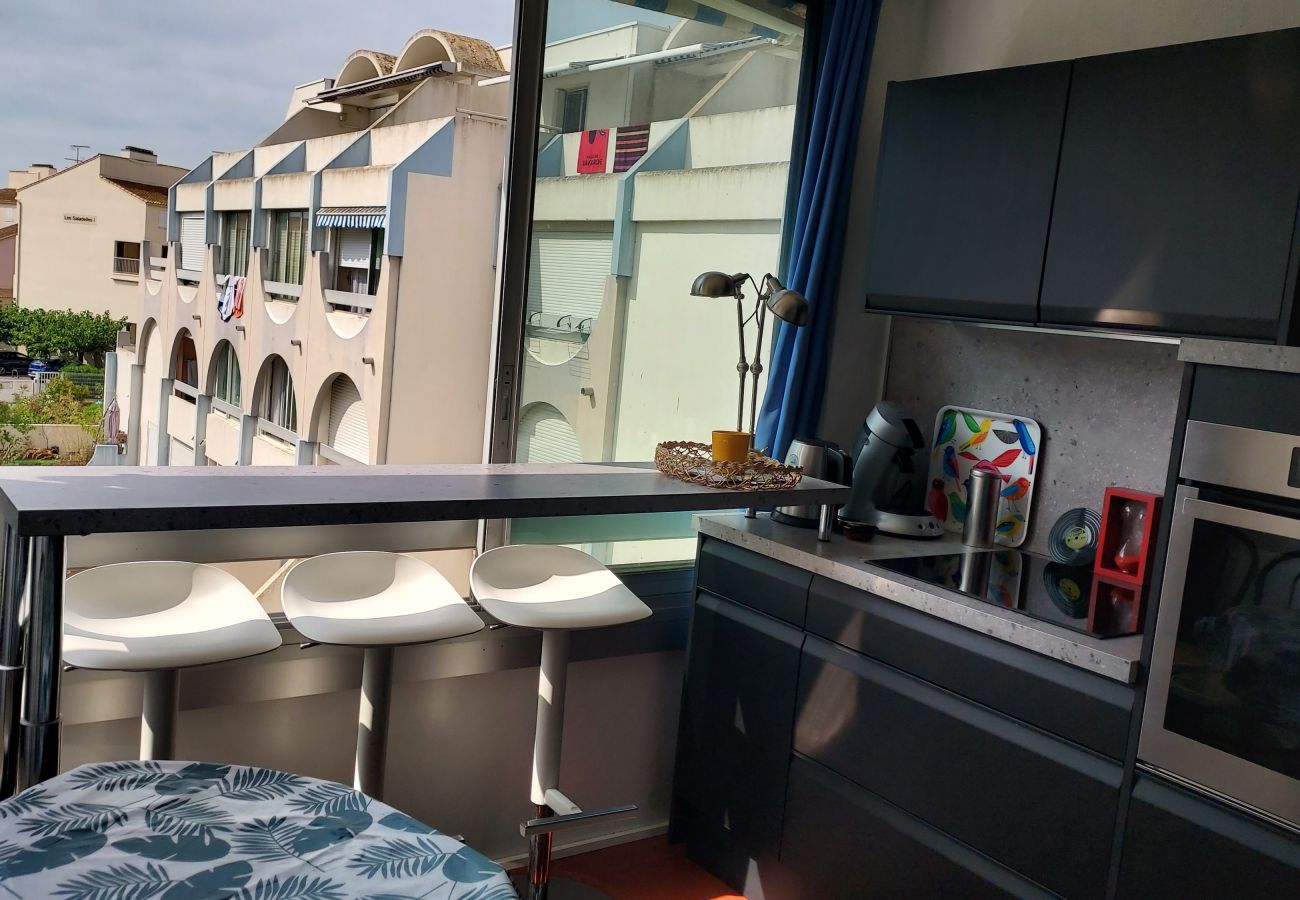 Apartment in Le Grau-du-Roi - Nice Apt with pool near the sea