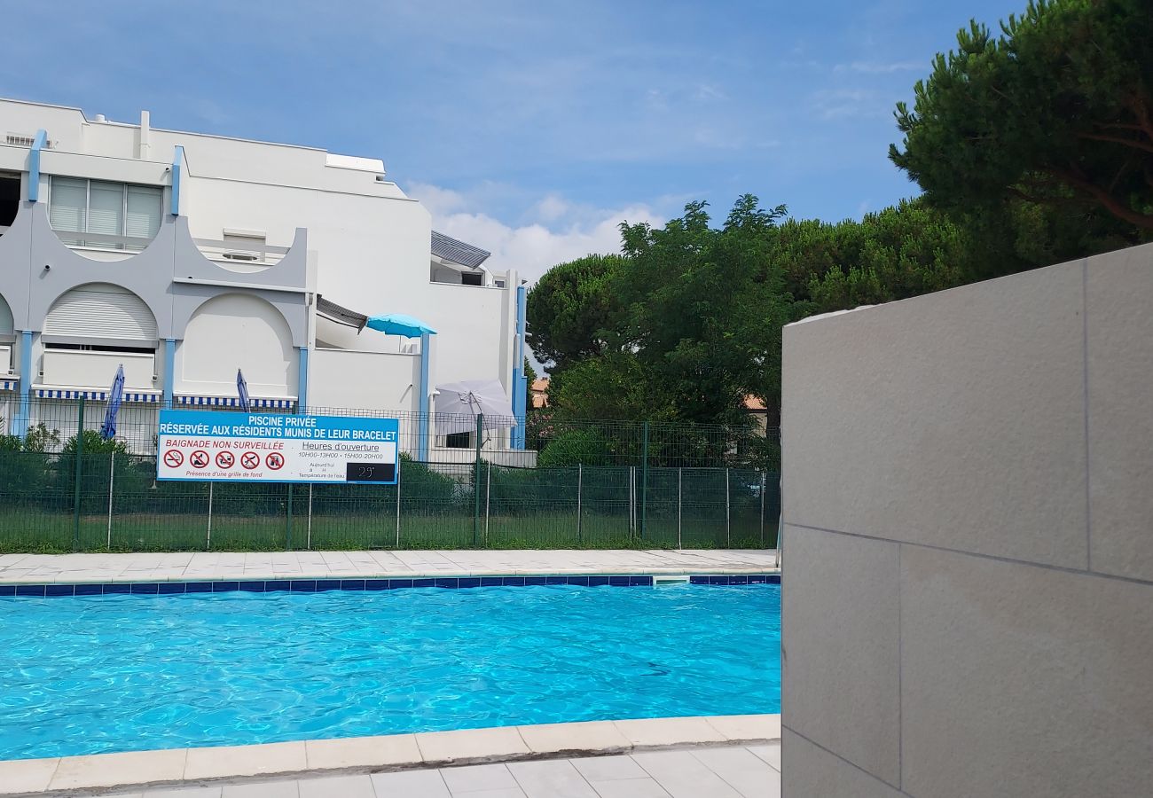 Apartment in Le Grau-du-Roi - Nice Apt with pool near the sea