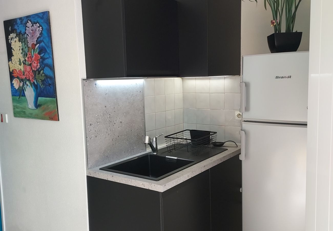 Apartment in Le Grau-du-Roi - Nice Apt with pool near the sea