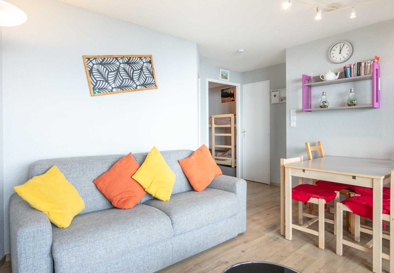 Apartment in Chamrousse - Nice apt for 6 pers with magnificent mountain view