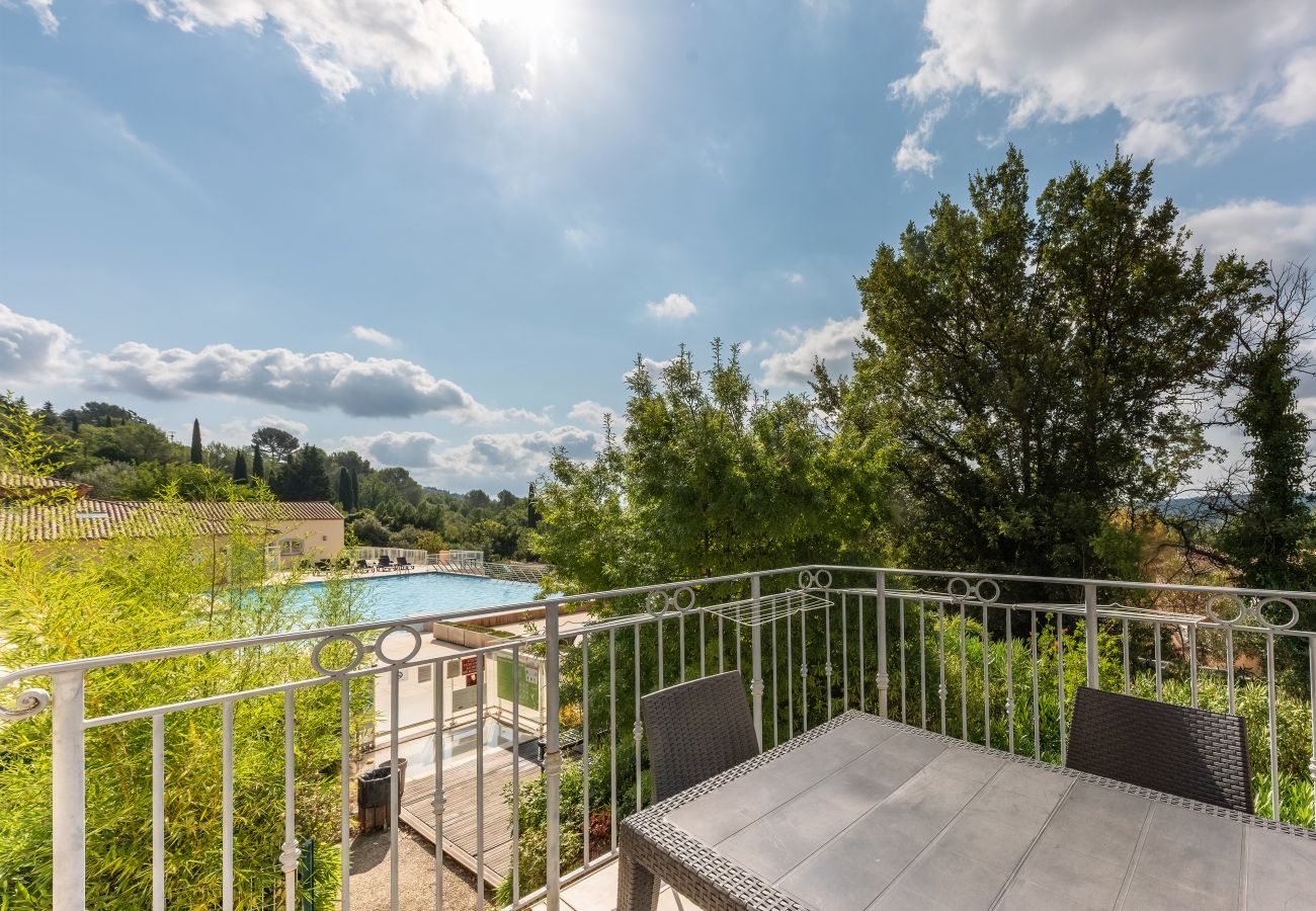 Apartment in Callian - Nice Apt 8 pers with pool view