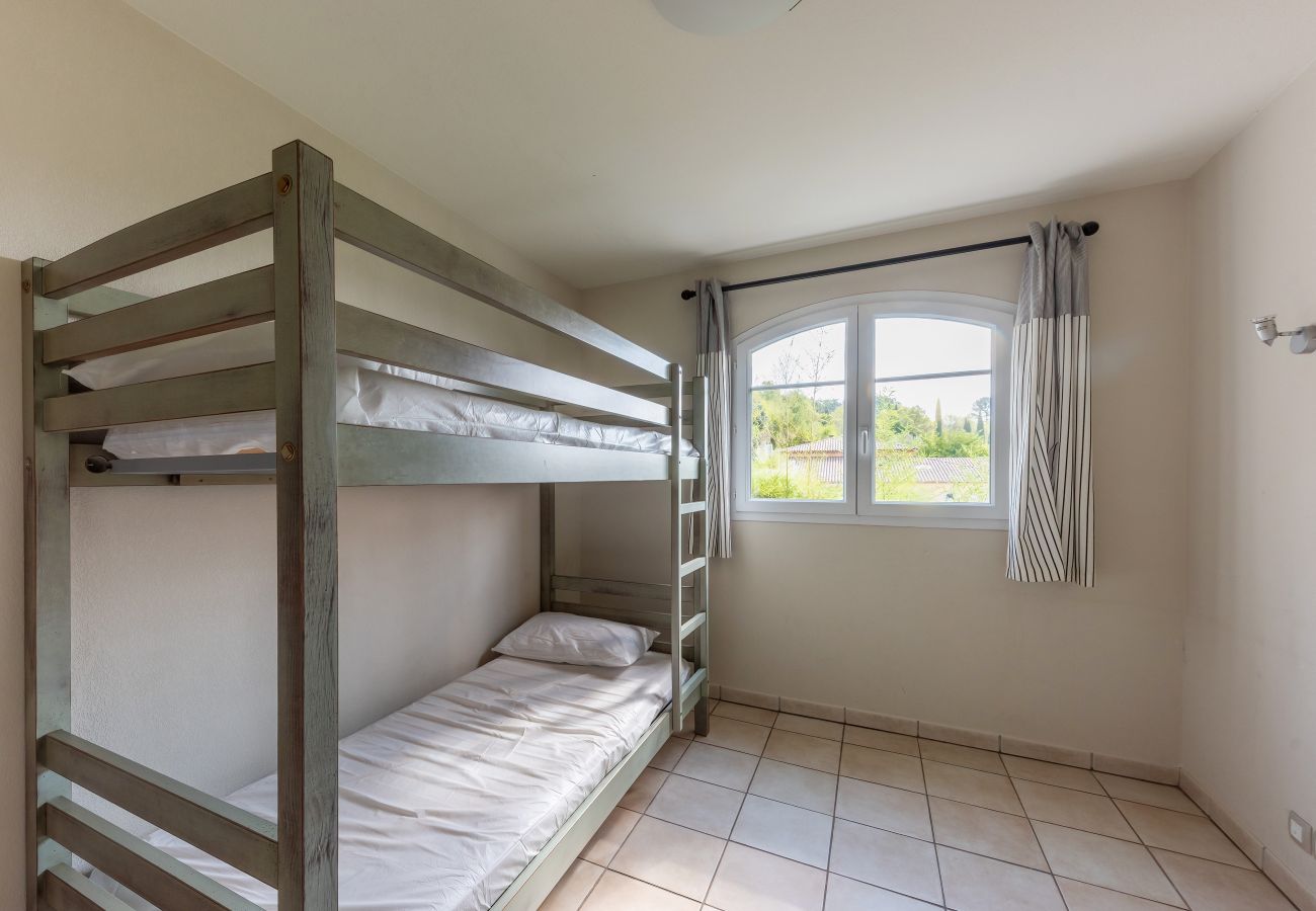 Apartment in Callian - Nice Apt 8 pers with pool view