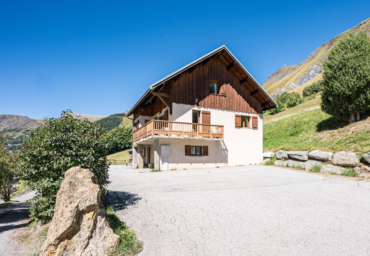 Chalet in Saint-Sorlin-d´Arves - Fully equipped chalet for 14 pers